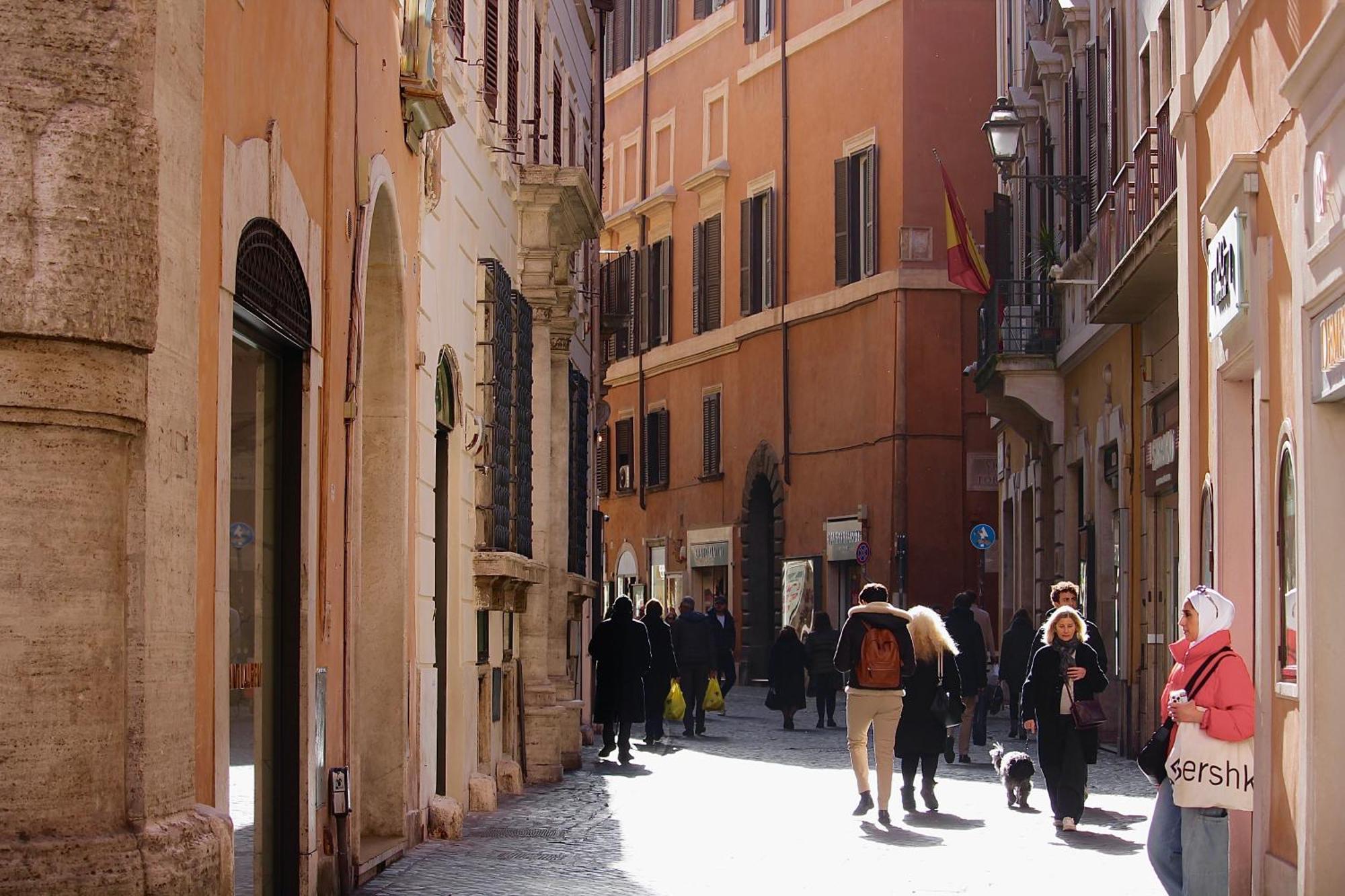 Sweet Lucina * Roma